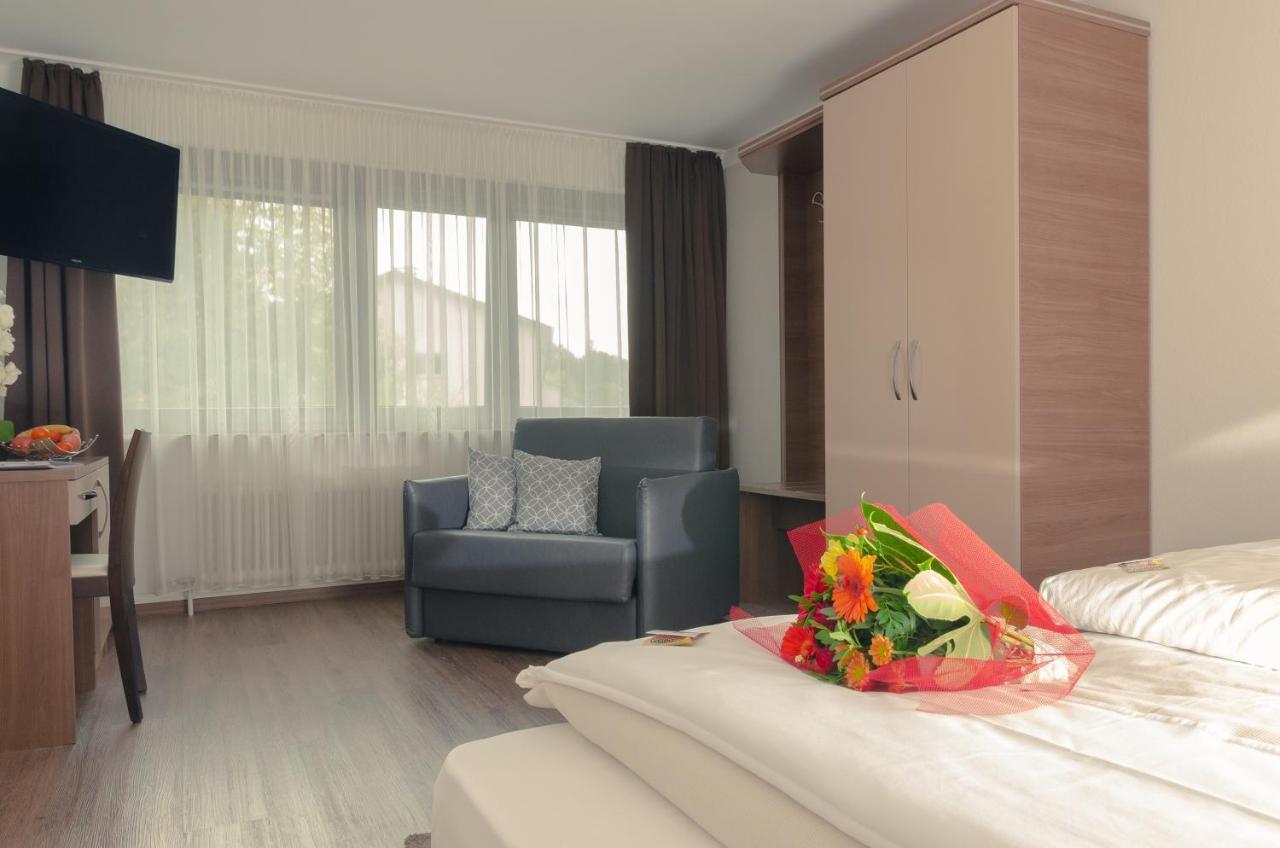 Waldhotel Sindelfingen Am Eichholz מראה חיצוני תמונה