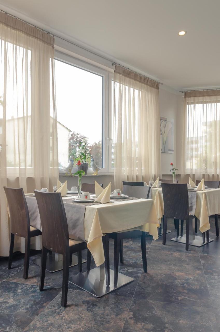 Waldhotel Sindelfingen Am Eichholz מראה חיצוני תמונה
