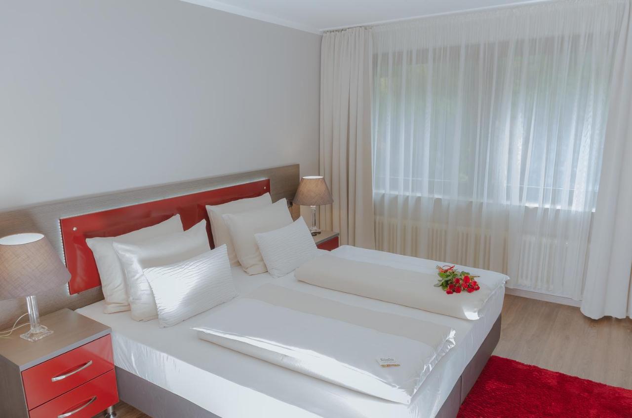 Waldhotel Sindelfingen Am Eichholz מראה חיצוני תמונה
