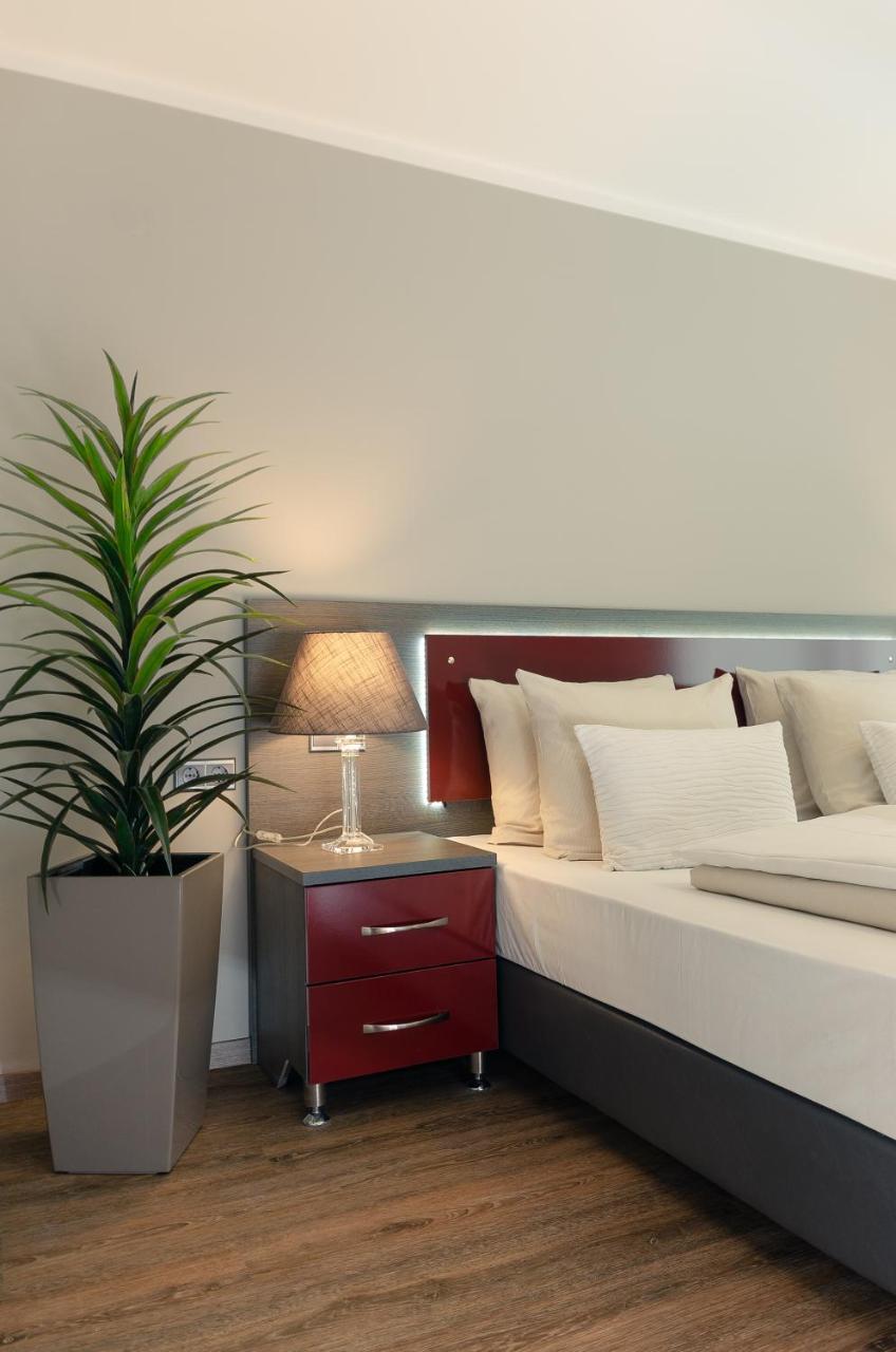 Waldhotel Sindelfingen Am Eichholz מראה חיצוני תמונה
