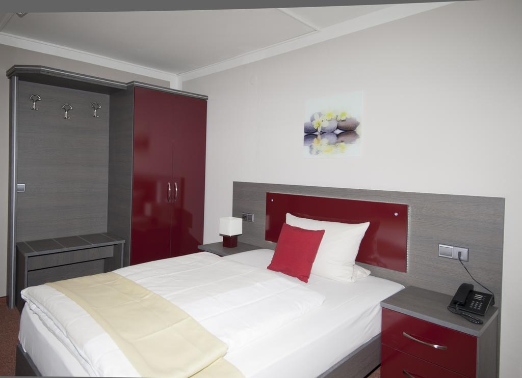Waldhotel Sindelfingen Am Eichholz חדר תמונה